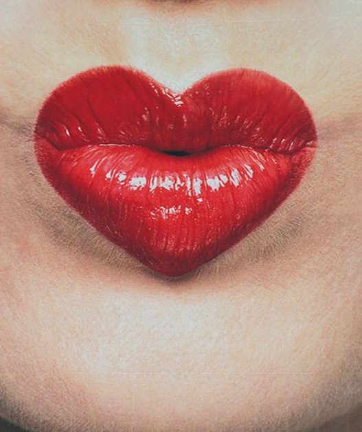 heart shaped lips